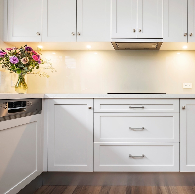 Forces de défense principale blanches en U de noyau de Shaker Lacquer Kitchen Cabinets 18mm HMR