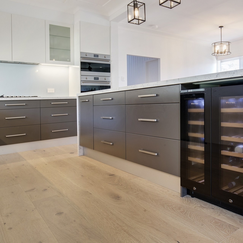 Anti dumping porte modulaire en bois gris-foncé et blanche de RTA de buffet de cuisine de mélamine