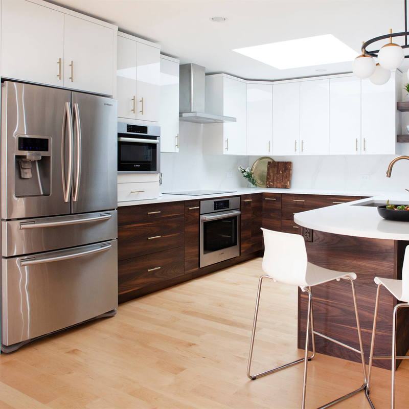 Écran plat blanc à haute brillance Matte Brown Timber Veneer de Cabinets de Shaker Style Particle Board Kitchen