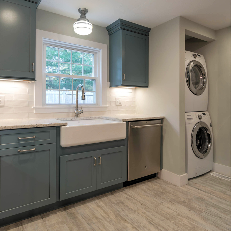 L'oasis américaine de forme du dispositif trembleur U laquent le meuble de rangement de Blue Room Aundry avec la machine à laver deux