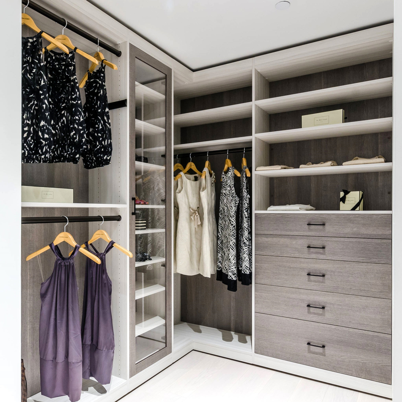 U forment la promenade en bois de Matte Grey Melamine Walk Through Wardrobe dans le stockage de robe longue