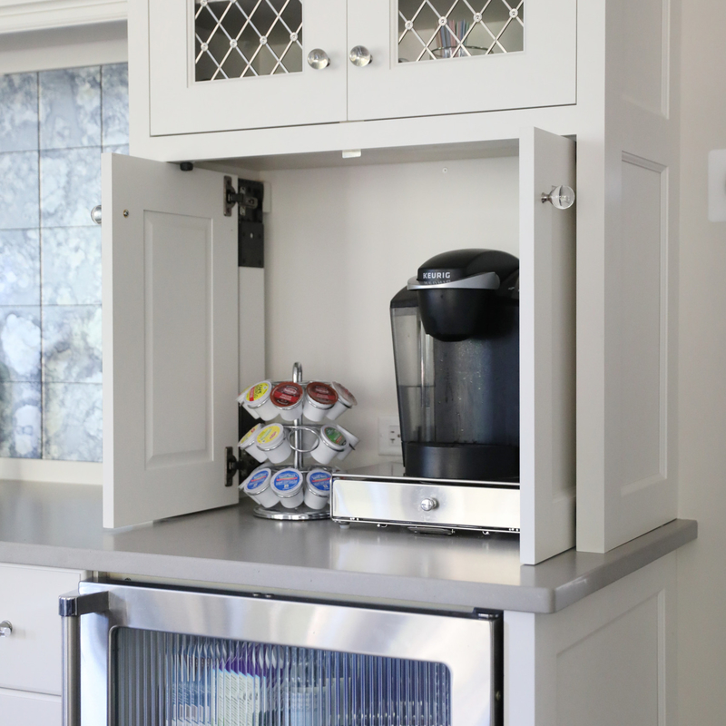 Cabinet de mur de Furniture Modular Kitchen de nouveau modèle Shaker Style Kitchen Pantry Grey blanc Shaker Island Cabinet Storage